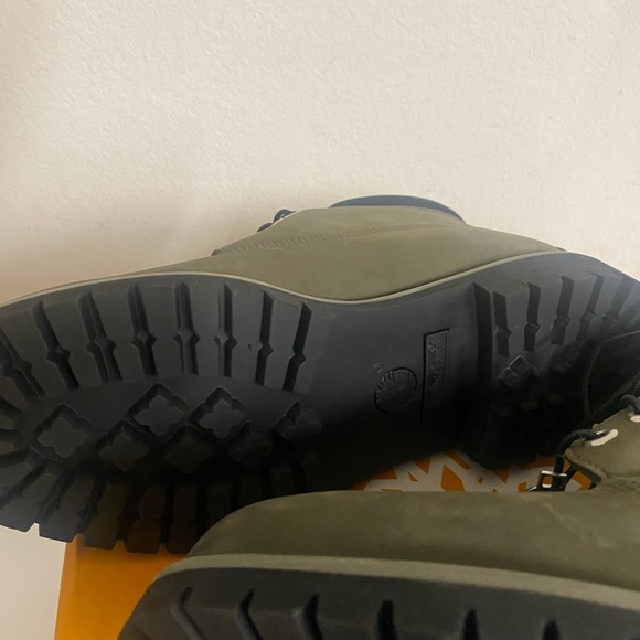 Men’s Timberland Boots - Picture 2 of 10